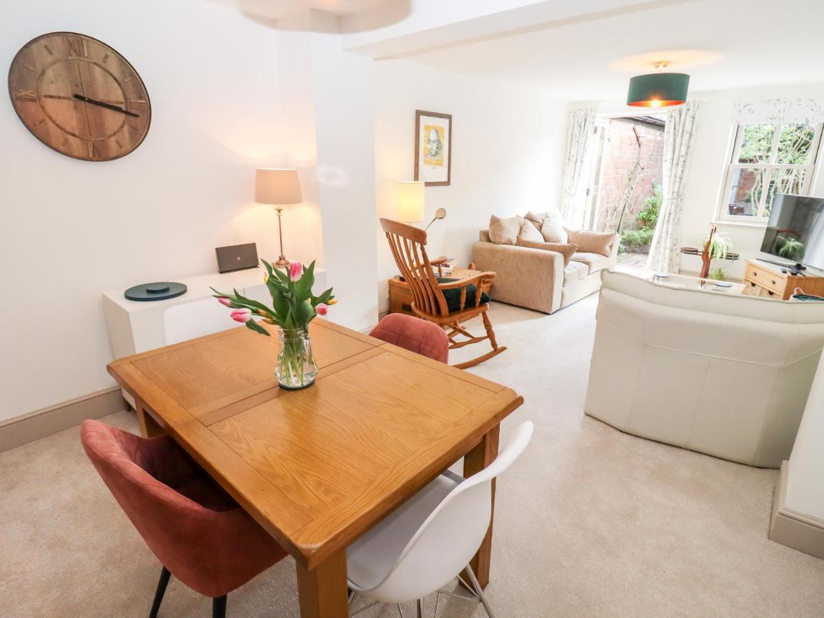 Touchstone Cottage Στράτφορντ απόν Έιβον Εξωτερικό φωτογραφία