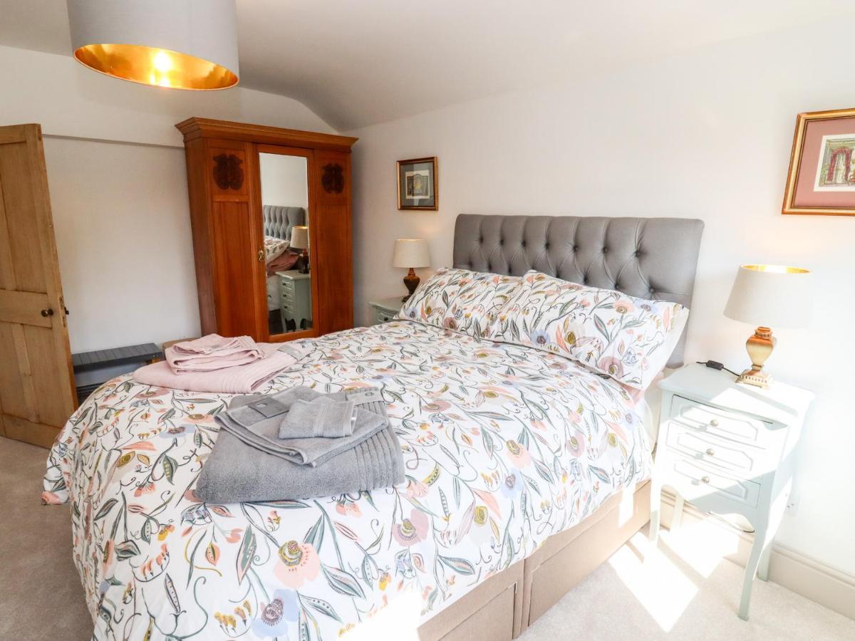 Touchstone Cottage Στράτφορντ απόν Έιβον Εξωτερικό φωτογραφία