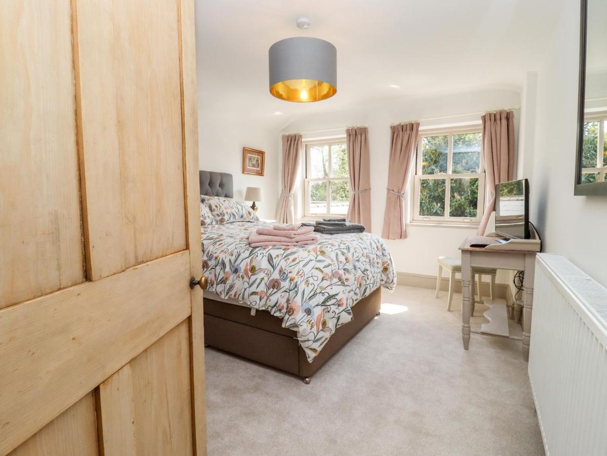 Touchstone Cottage Στράτφορντ απόν Έιβον Εξωτερικό φωτογραφία